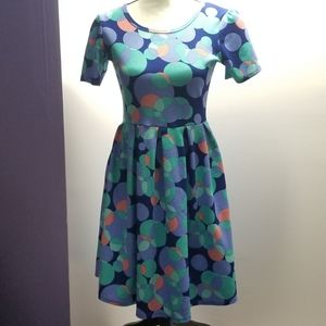 LuLaRoe Amelia Style Dress with Pockets Size S